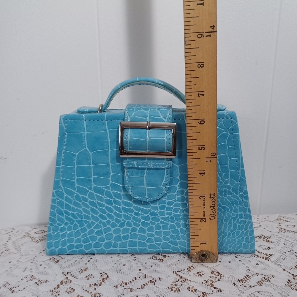 Y2K Mini Box Purse - Picture 3 of 10